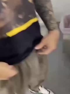 调教女友卫生间4P后入狂操表情超享受 -