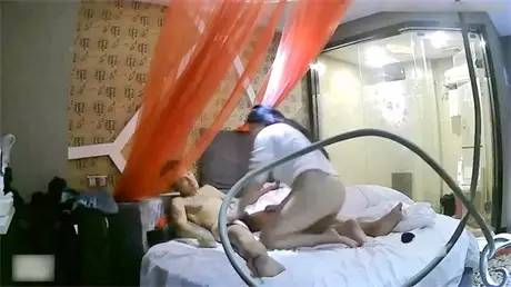 玩制服诱惑和情趣内衣
